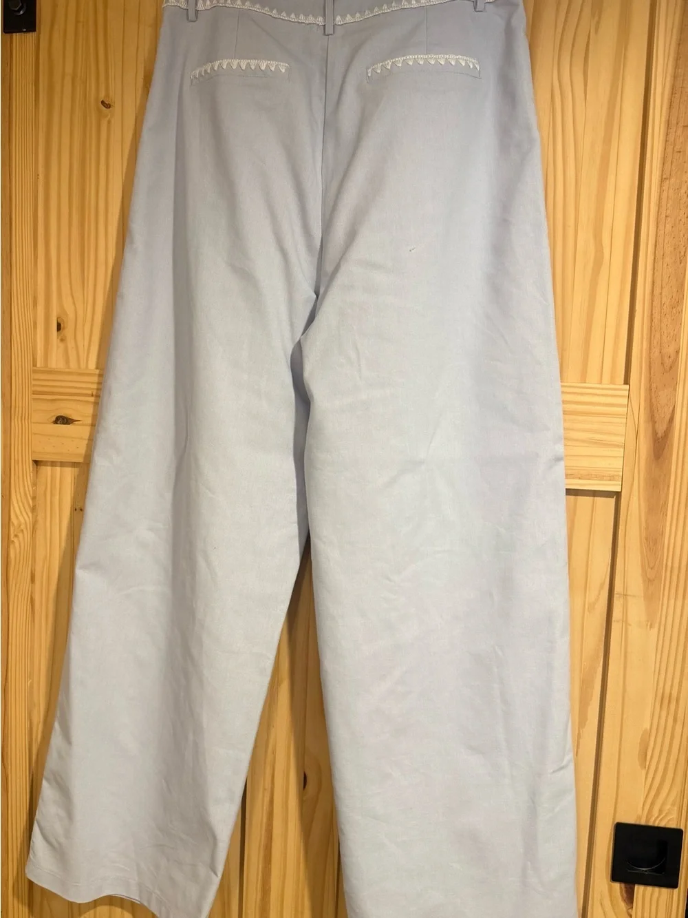 Able light blue
